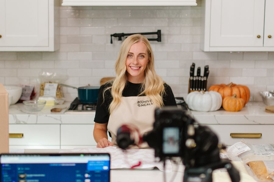 Make Thanksgiving Dinner with Allyse